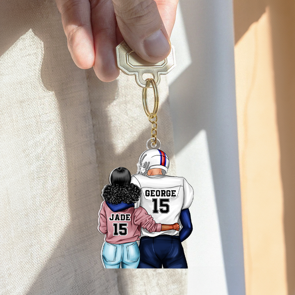 Personalized Gifts For Couple Keychain Couple Hugging Back View 072QHHU110125TM